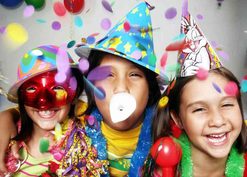 Carnevale a Volandia, entrata a 2 euro per le mascherine