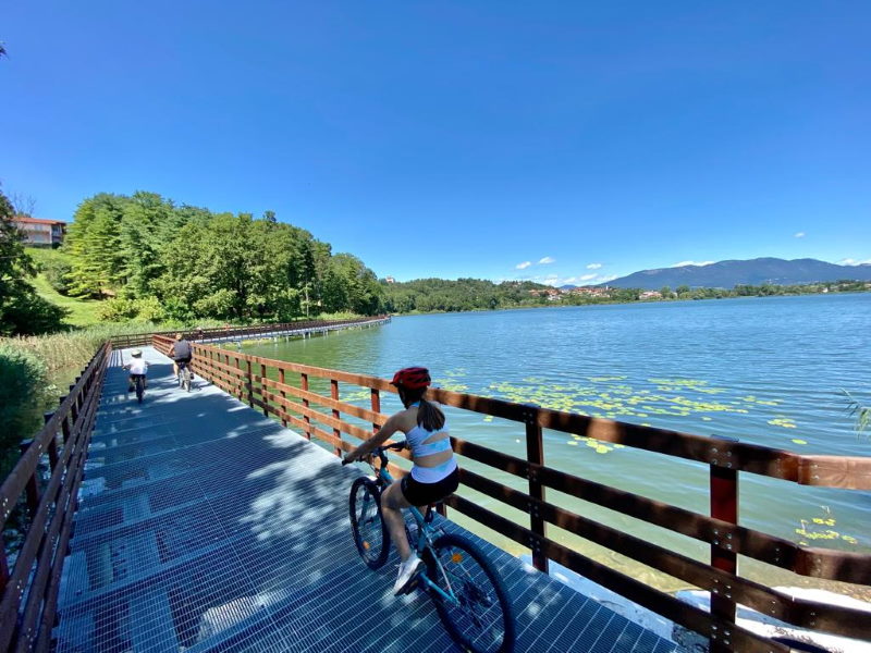 In sella attorno al Lago di Comabbio!