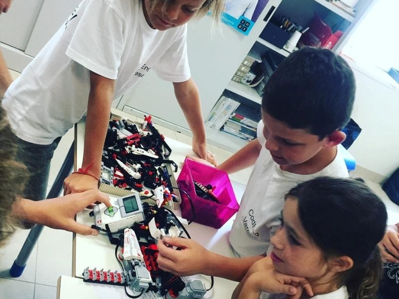 Coding, robotica e inglese a Varese: con CodEng si impara giocando