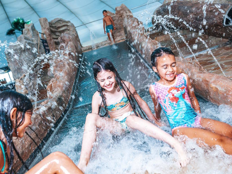 scivolo e piscina per bambini Splash & Spa Tamaro