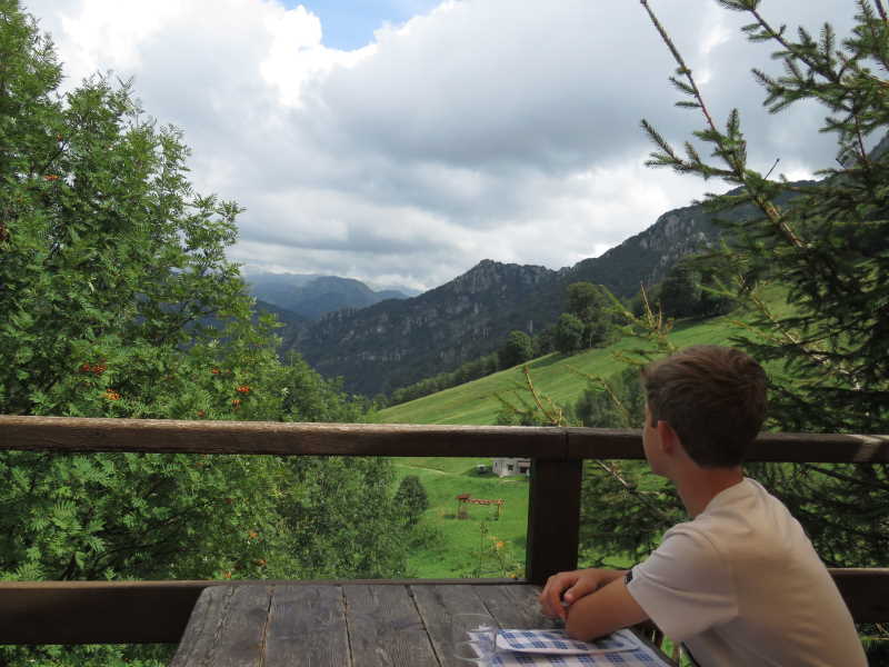 Piani D’Erna: montagna con i bambini
