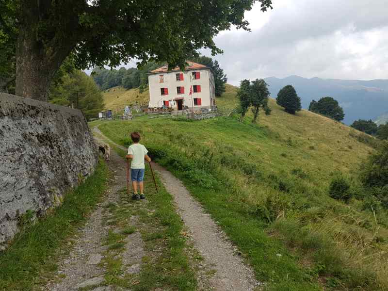 Il Rifugio Prabello in Valle Intelvi