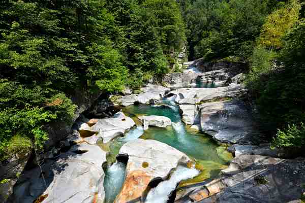 Gli Orridi di Uriezzo, le Marmitte dei Giganti e le spiaggette sul fiume!