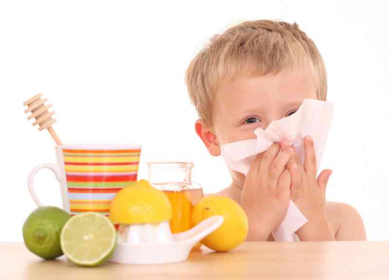 malanni di stagione, prevenire con la pediatra
