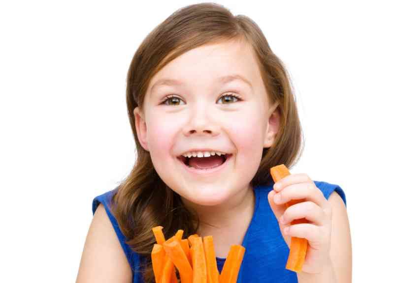 Igiene alimentare per la salute dei denti dei bambini