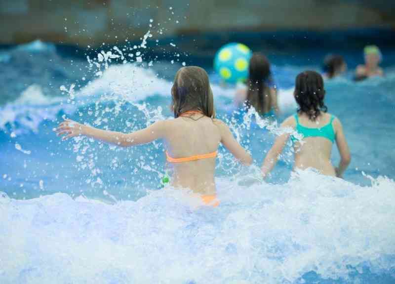 scivolo e piscina per bambini Splash & Spa Tamaro